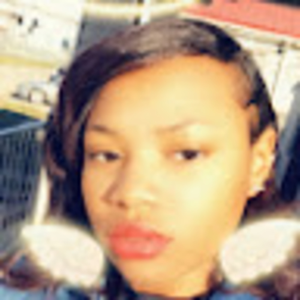 Meet your Posher, Erielle